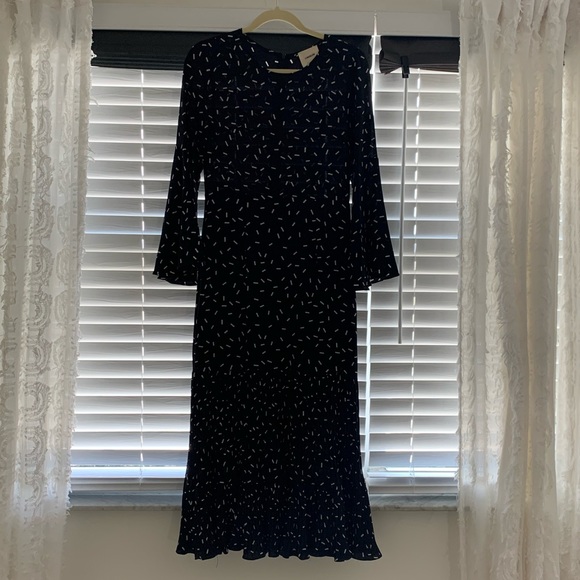 Black and White Maxi Dress - Picture 1 of 3